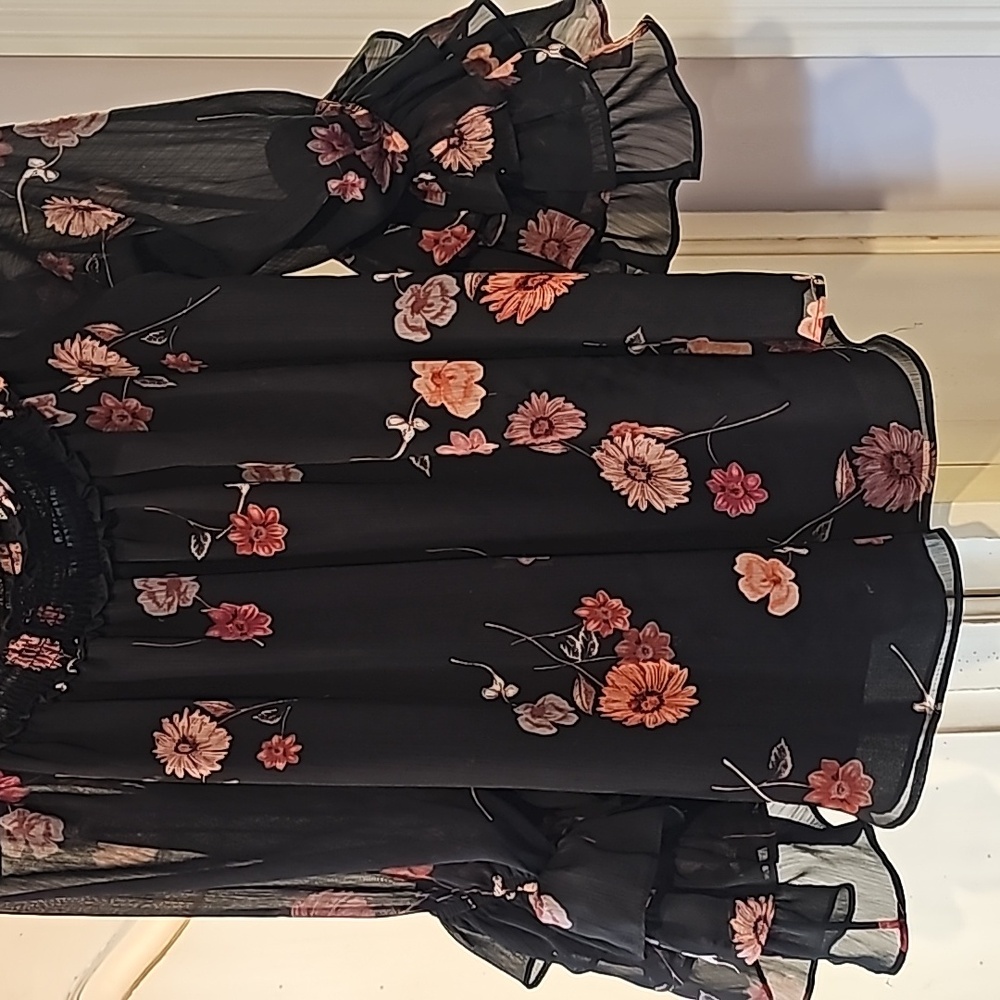 Womens blouse brand cece